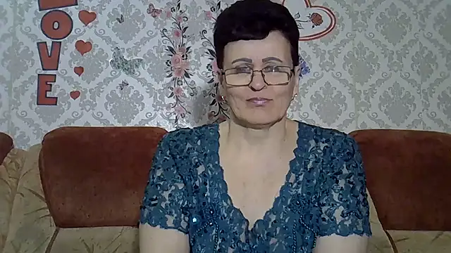 PaulaGolden online show from April 10, 6:47 pm