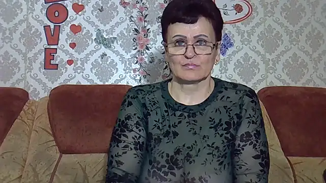 PaulaGolden online show from March 12, 6:32 pm