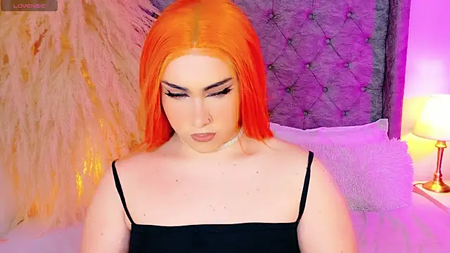 Snapshot of astridjonness chatting on October 6, 1:55 am astridjonness online show from October 6, 1:55 am