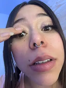 sarawiliamx online show from June 10, 8:24 am