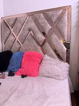 sarawiliamx online show from January 10, 5:56 am