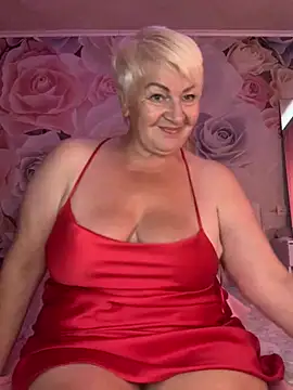 Laura Millf online show from June 24, 1:32 pm