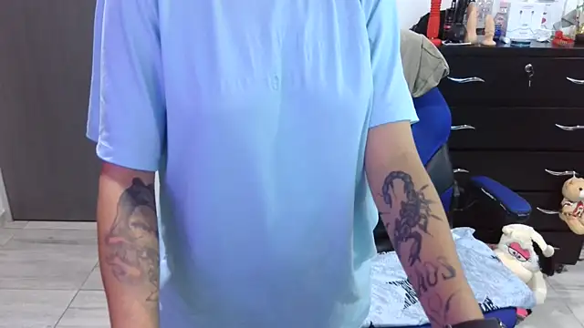 thomascooper7 online show from March 16, 3:20 am