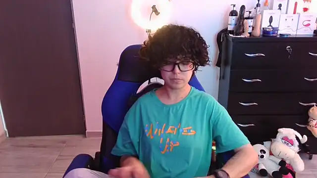 thomascooper7 online show from November 7, 8:25 pm