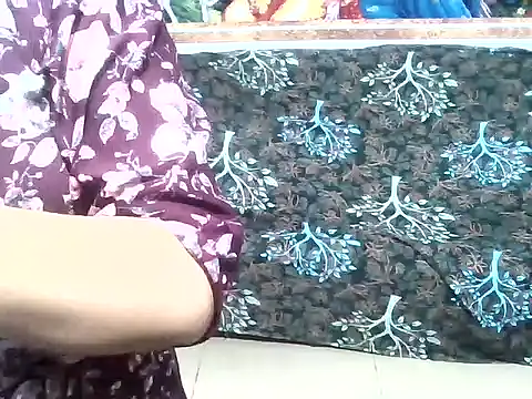Snapshot of Cute_Jaan24 chatting on September 18, 3:32 pm Cute Jaan24 online show from September 18, 3:32 pm