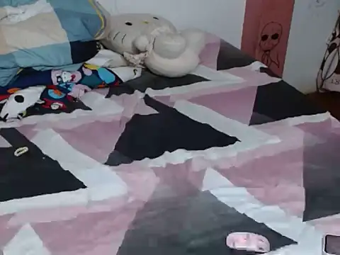 Avoa 26 online show from December 18, 5:12 am