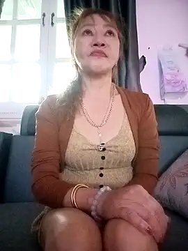 Baby-sexysweet69 online show from December 3, 12:35 am