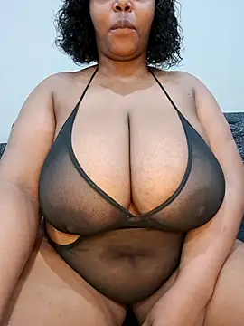 Snapshot of juicygoddess2 chatting on September 12, 9:40 am juicygoddess2 online show from September 12, 9:40 am