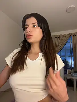 Snapshot of adop_me__ chatting on October 9, 10:47 pm adop me online show from October 9, 10:47 pm