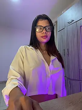 adop me   online show from October 23, 11:44 pm