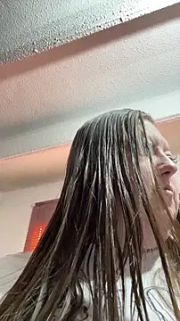 Chloee Peach online show from December 19, 5:05 pm