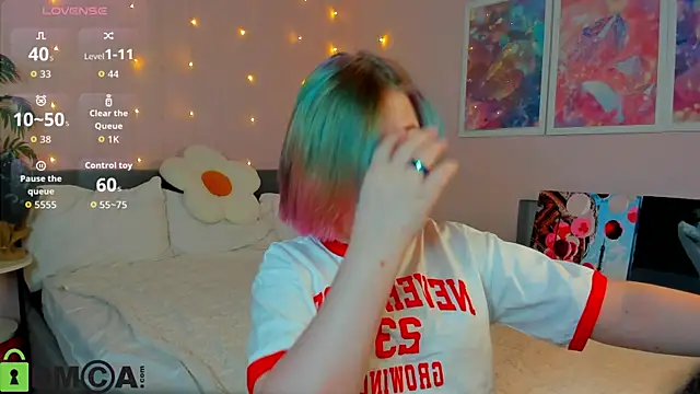 Sara Robinson online show from January 9, 2:49 am