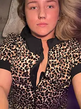 scarletseduction  online show from July 12, 2:23 am