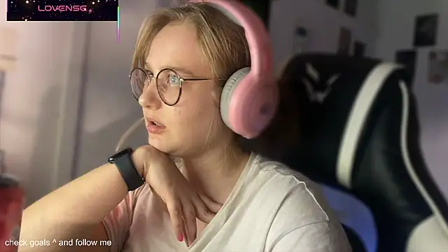 JacyWinslat online show from October 22, 6:02 pm