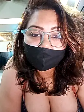 Snapshot of Cute-mona chatting on October 10, 8:03 pm Cute-mona online show from October 10, 8:03 pm