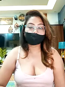 Cute-mona online show from April 7, 8:22 pm