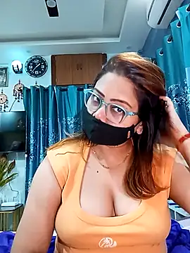 Cute-mona online show from November 22, 8:11 pm