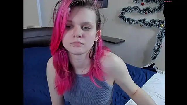 JulieTaylors online show from June 7, 9:43 pm