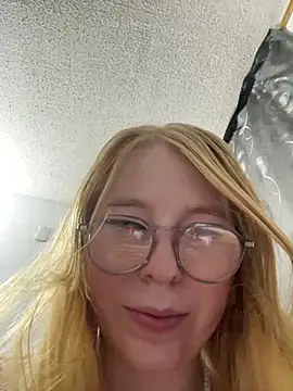 Alexa Handler online show from April 3, 5:38 am