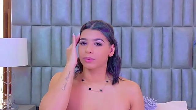 TiaraRosse online show from April 13, 1:34 pm