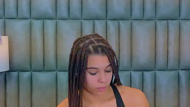 TiaraRosse online show from February 10, 3:31 am