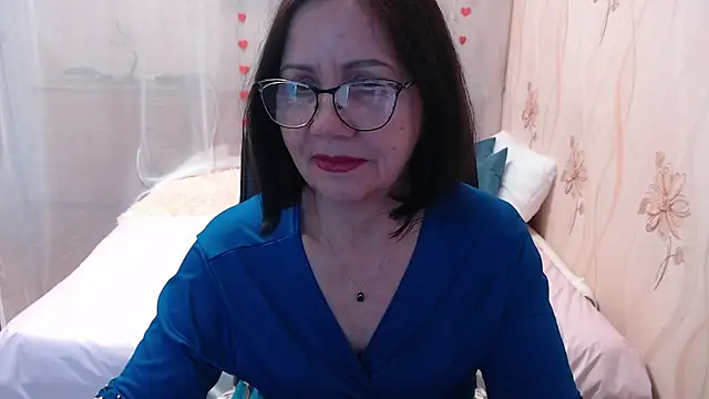 OlgaHottie online show from December 3, 11:29 pm