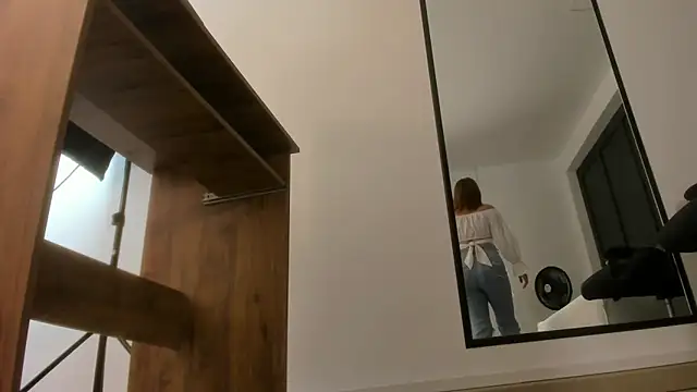 alma fenix online show from February 12, 2:08 pm