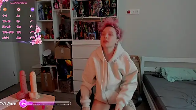 School Love online show from January 16, 7:04 am