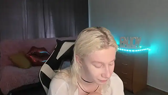 EnigmaSee online show from July 22, 2:12 am