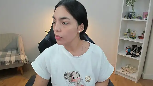  BellaEvans  online show from February 24, 6:01 am