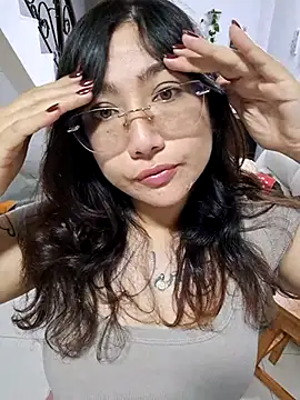 Snapshot of Mia_Ruiz chatting on September 18, 2:43 am Mia Ruiz online show from September 18, 2:43 am