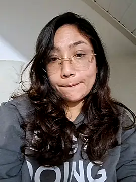 Snapshot of Mia_Ruiz chatting on October 2, 2:16 am Mia Ruiz online show from October 2, 2:16 am