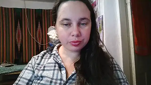 Snapshot of Cora_Maro chatting on September 27, 2:41 am Cora Maro online show from September 27, 2:41 am