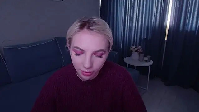 AnneTenet online show from October 3, 9:36 am