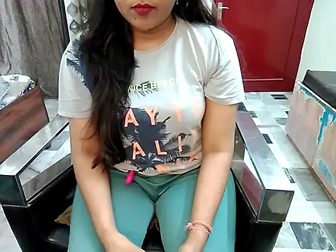 Snapshot of aarushi_sharmaa chatting on September 14, 5:22 pm aarushi sharmaa online show from September 14, 5:22 pm
