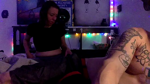 Buffshagswell online show from December 15, 5:45 am