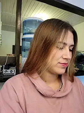 Snapshot of Jimena_White_ chatting on October 9, 5:00 am Jimena White online show from October 9, 5:00 am