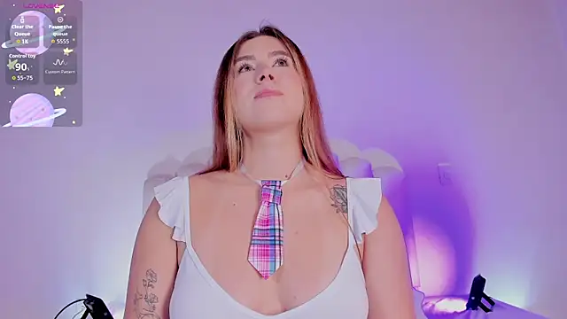 Snapshot of Jimena_White_ chatting on October 1, 5:45 am Jimena White online show from October 1, 5:45 am