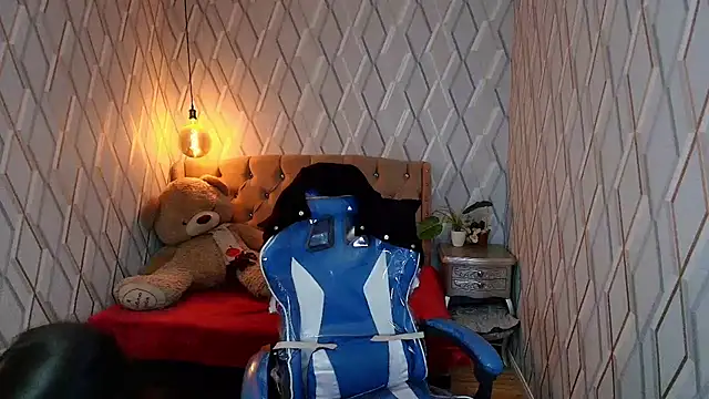 Angelchristix online show from November 8, 12:43 pm