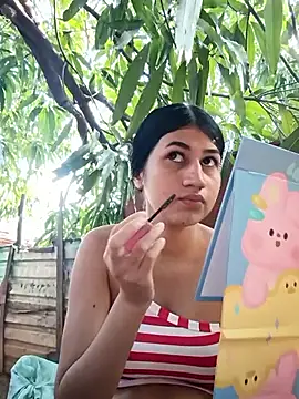 Julix A online show from November 16, 7:36 pm