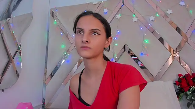 ninaht online show from December 18, 9:30 pm