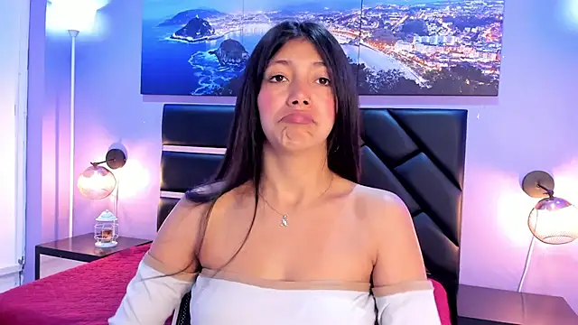 KimberlyVillaLobos online show from April 1, 12:39 pm