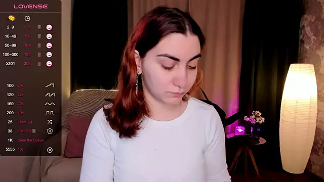 hannacheekss  online show from September 30, 2:06 am