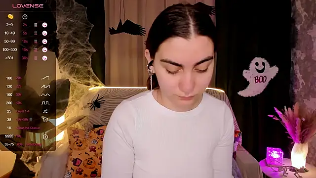 hannacheekss  online show from October 22, 2:16 am