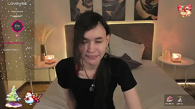 Emily Strikeee online show from January 11, 9:36 am