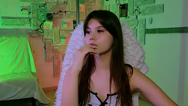 EvaThopson online show from February 10, 11:46 am