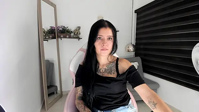yenny garcia online show from July 27, 6:16 pm