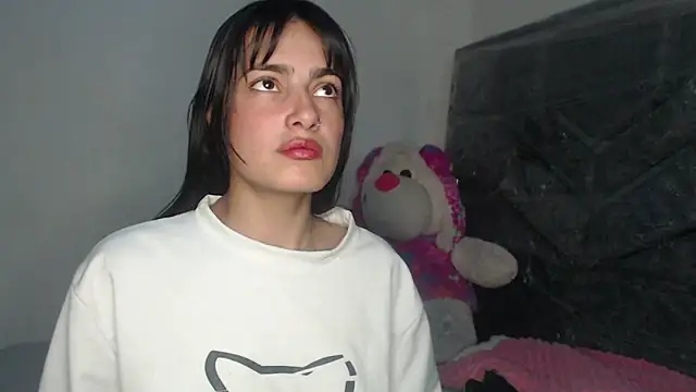 skinny sweet2411 online show from March 28, 11:03 pm