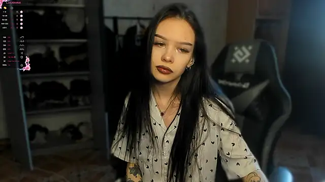 SweetyDeviliya online show from March 24, 3:01 am