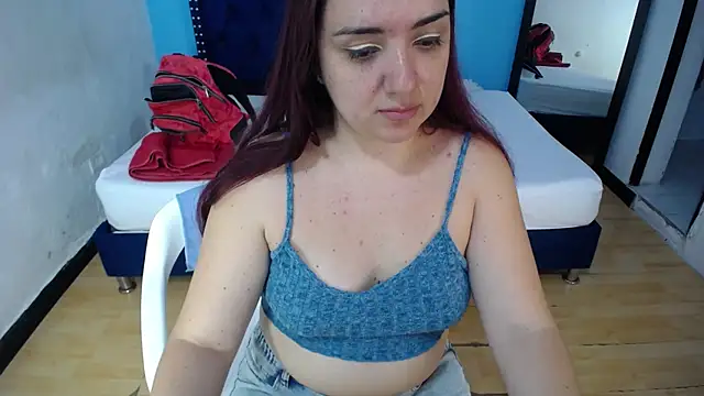 Snapshot of kinky_redhead18 chatting on September 10, 1:55 pm kinky redhead18 online show from September 10, 1:55 pm